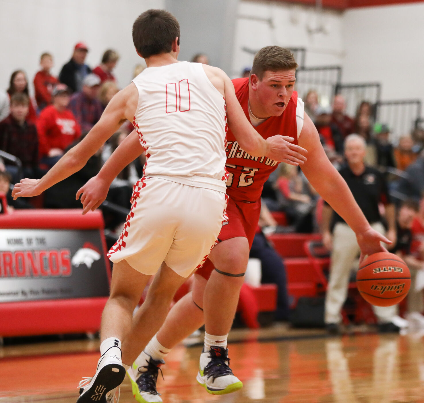 1-14-22 Pleasanton at Amherst boys basketball (7 of 27).jpg